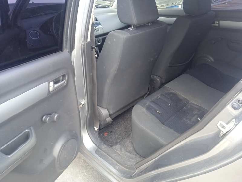 suzuki swift berlina (mz) del año 2010