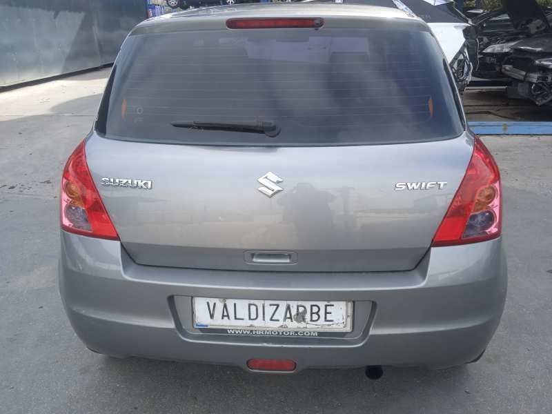 suzuki swift berlina (mz) del año 2010