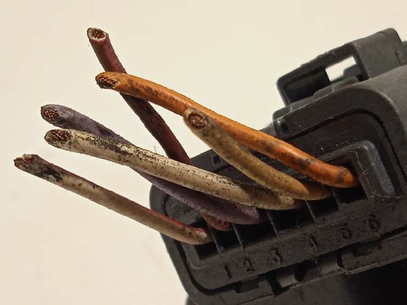 Recambio de caja mariposa para peugeot 307 cc (s1) 2.0 referencia OEM IAM 9652682880  