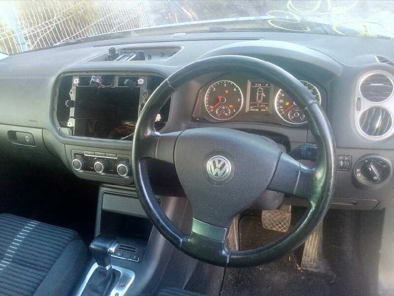 volkswagen tiguan (5n1) del año 2010