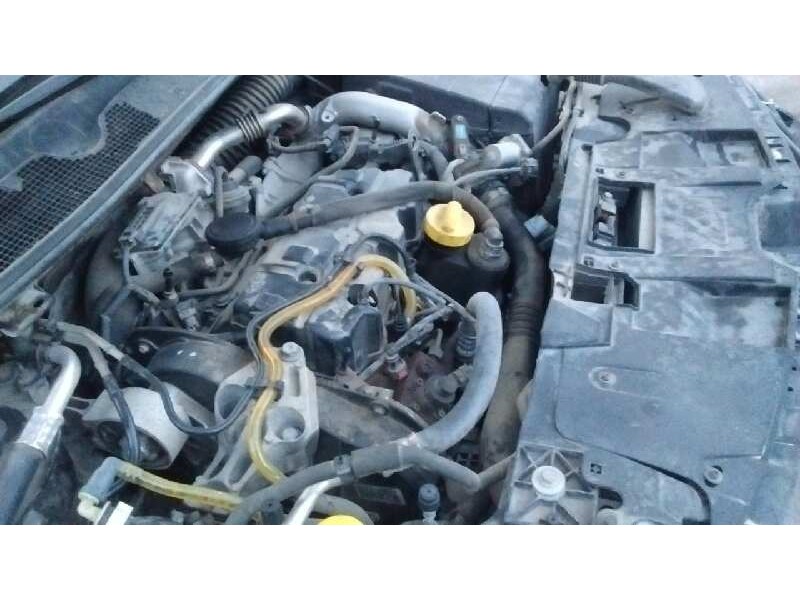 renault megane iii berlina 5 p del año 2008