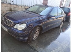 mercedes-benz clase c (w203) berlina del año 2000