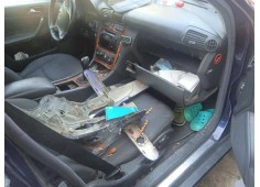 mercedes-benz clase c (w203) berlina del año 2000 2