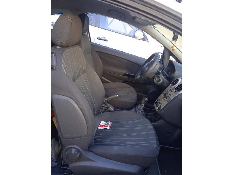 opel corsa d del año 2007