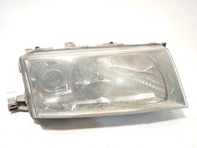Recambio de faro derecho para skoda octavia berlina (1u2) 1.9 tdi referencia OEM IAM 1U1941016L  