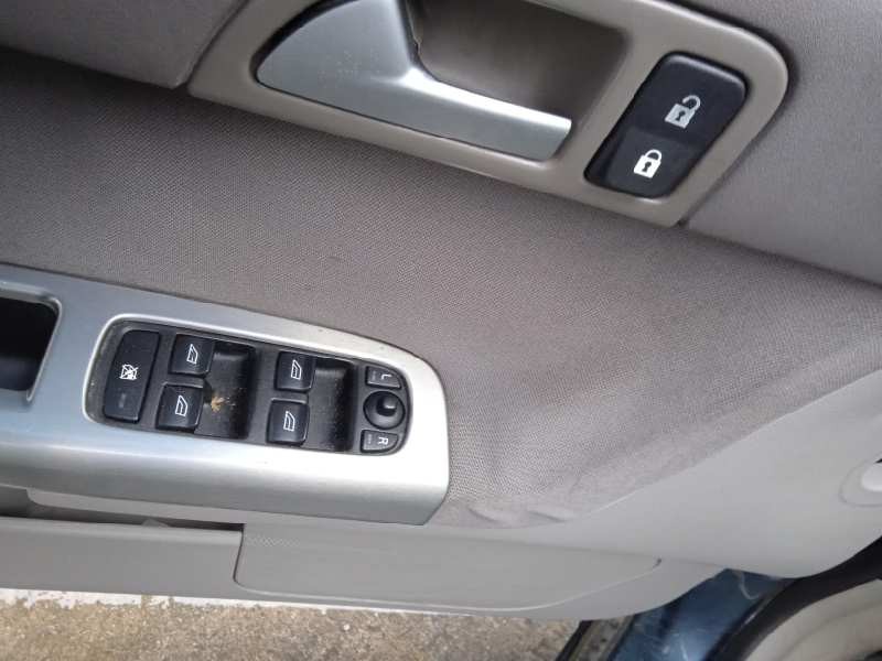 volvo s40 berlina del año 2005