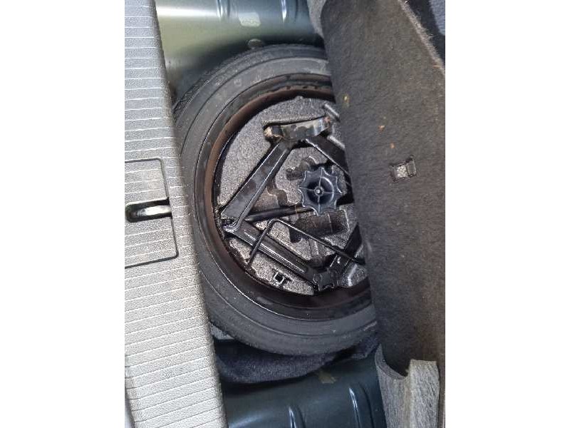 opel astra j lim. del año 2011