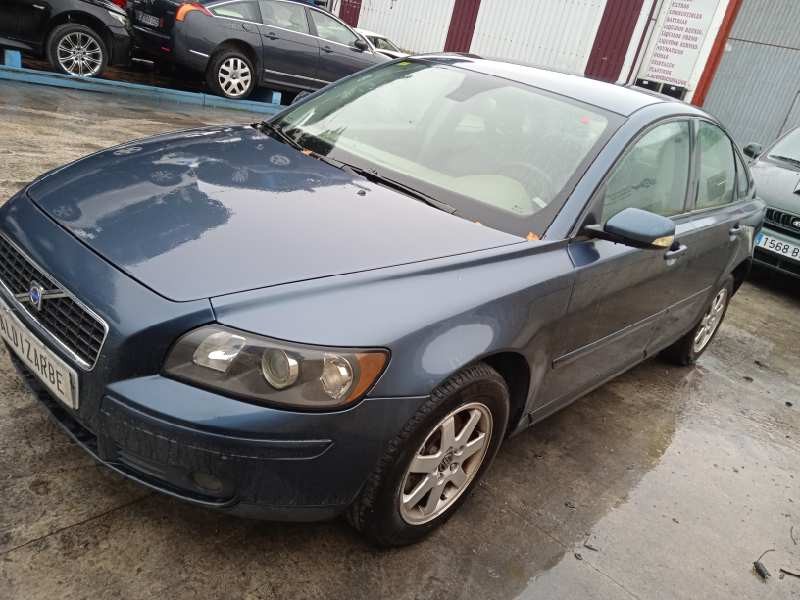 volvo s40 berlina del año 2005