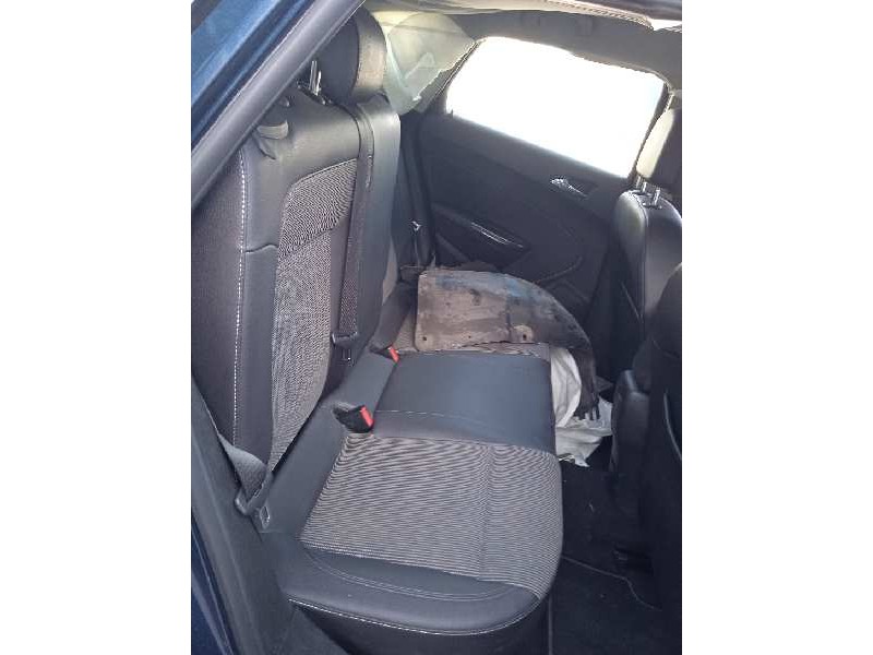 opel astra j lim. del año 2011