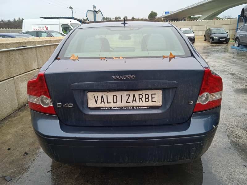 volvo s40 berlina del año 2005