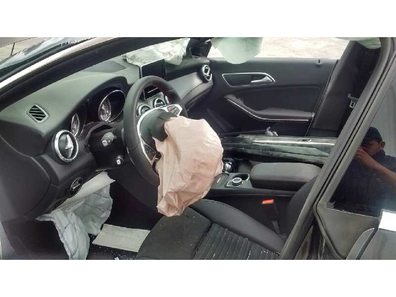 mercedes-benz clase cla (w117) del año 2016