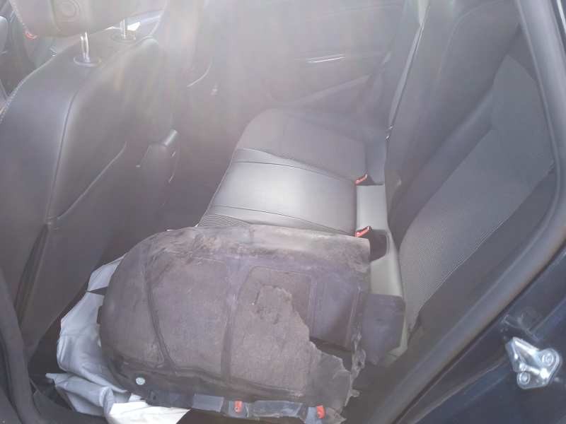 opel astra j lim. del año 2011