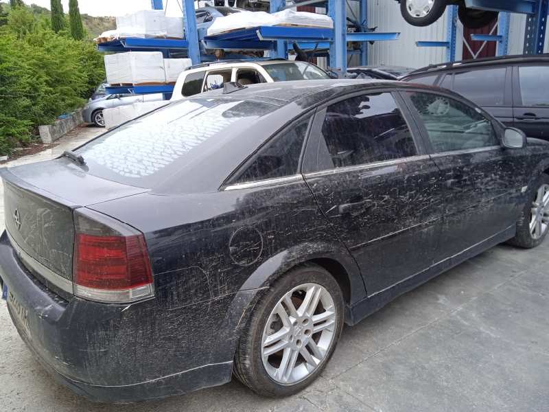 opel vectra c berlina del año 2005