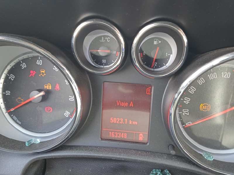 opel astra j lim. del año 2011