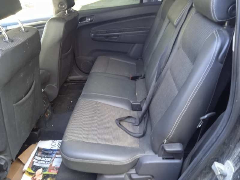 opel zafira b del año 2005