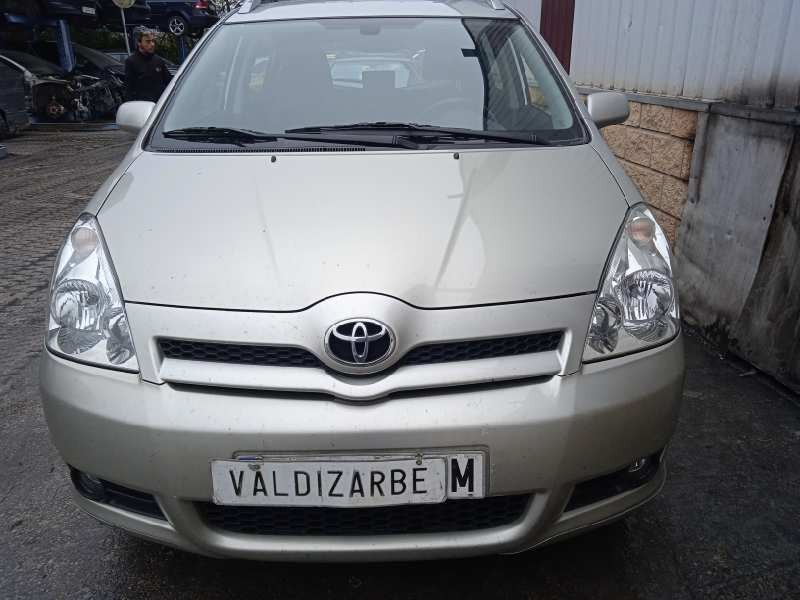 toyota corolla verso (r1) del año 2006