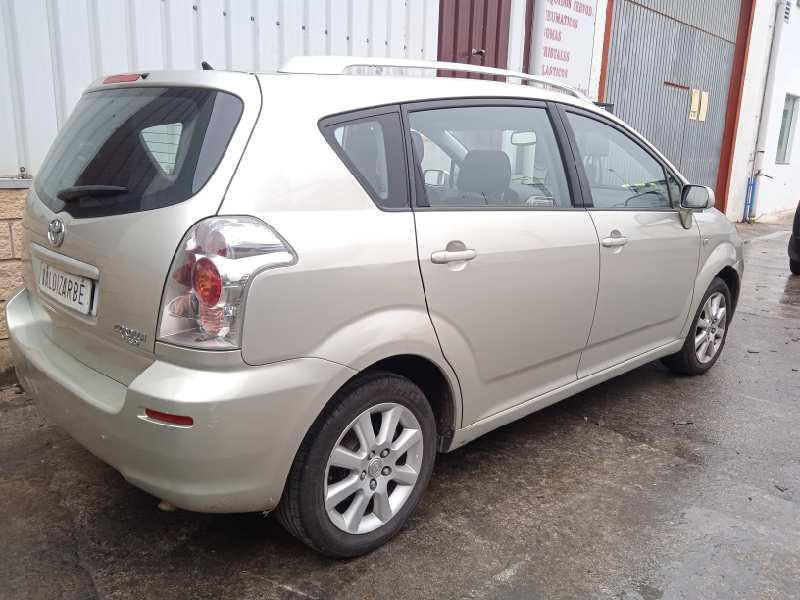toyota corolla verso (r1) del año 2006