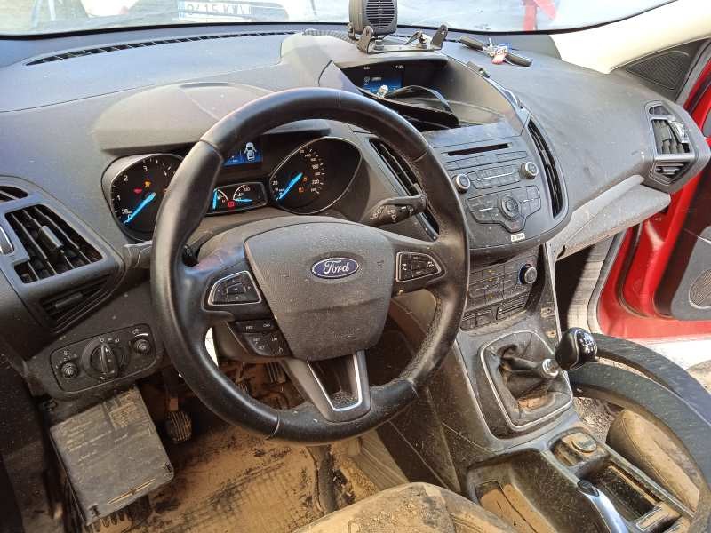 ford kuga (cbs) del año 2017