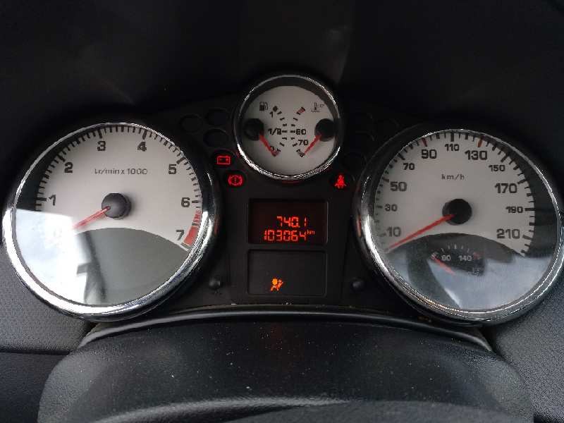 peugeot 207 del año 2007