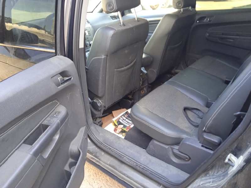 opel zafira b del año 2005