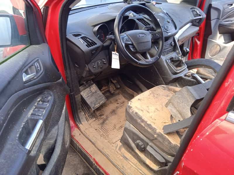 ford kuga (cbs) del año 2017