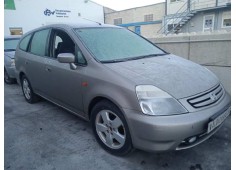 honda stream (rn1/3) del año 2002