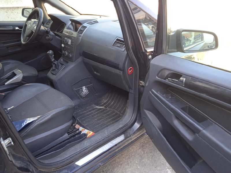 opel zafira b del año 2005