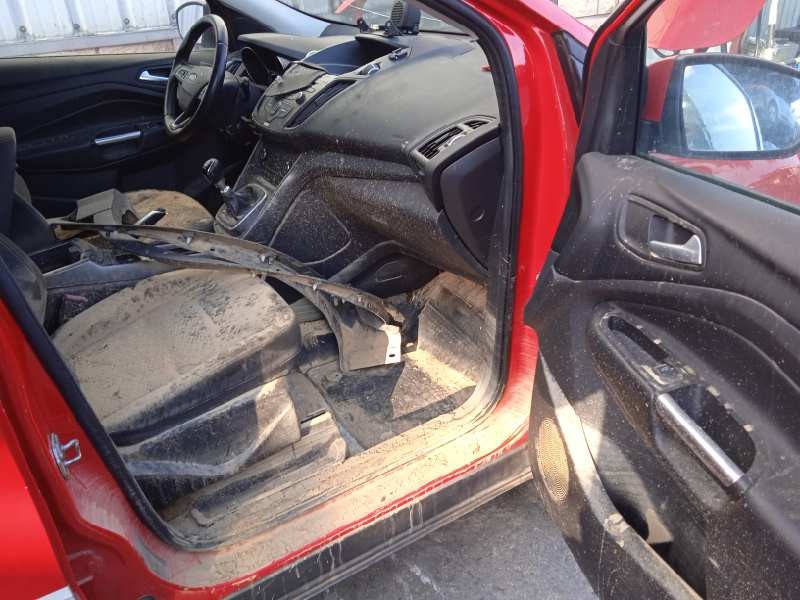 ford kuga (cbs) del año 2017