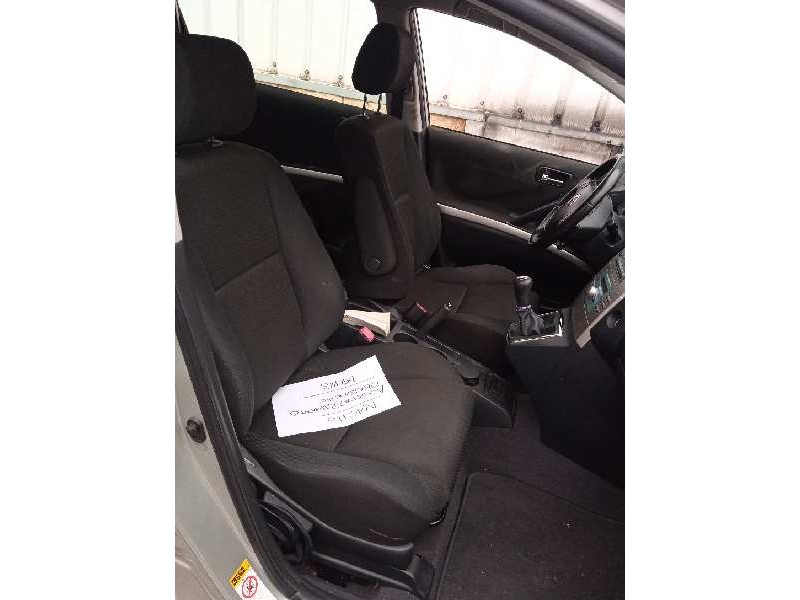 toyota corolla verso (r1) del año 2006