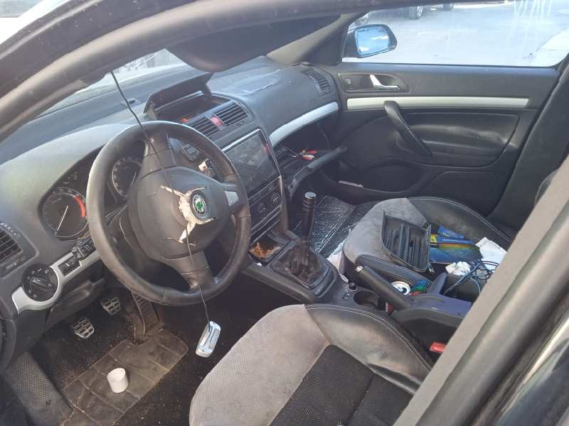 skoda octavia berlina (1z3) del año 2007