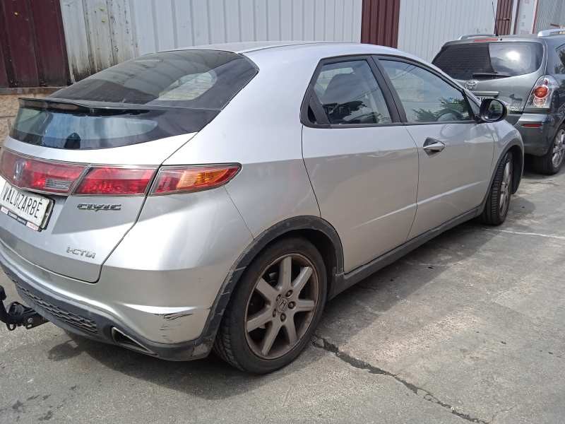 honda civic berlina 5 (fk) del año 2006