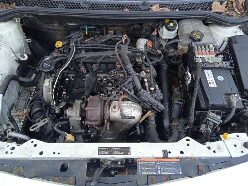 opel astra j lim. del año 2011