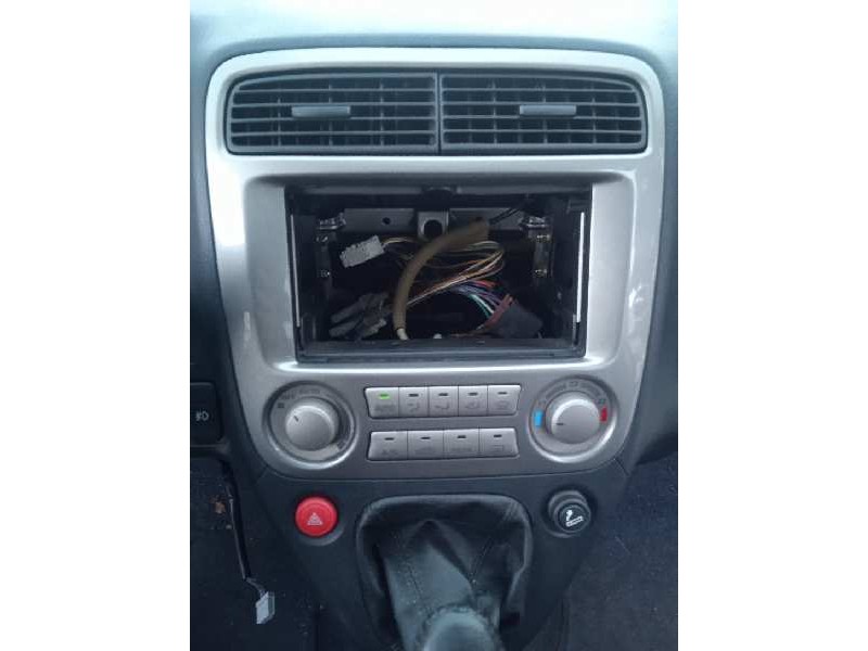honda stream (rn1/3) del año 2002