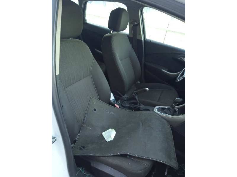 opel astra j lim. del año 2011