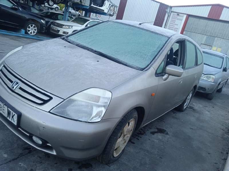 honda stream (rn1/3) del año 2002