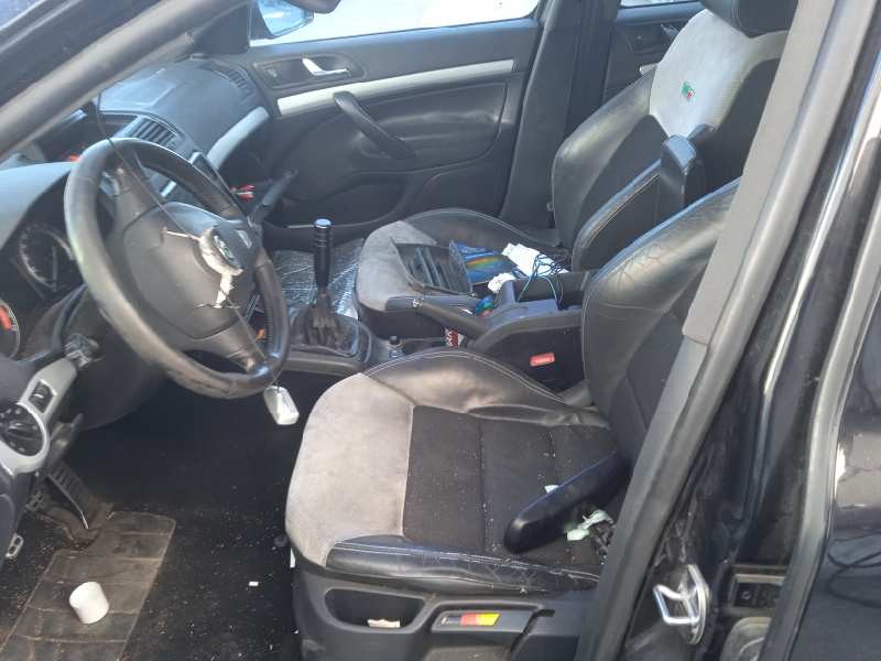 skoda octavia berlina (1z3) del año 2007