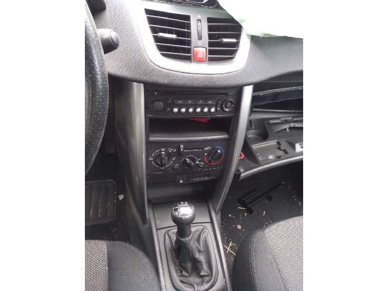 peugeot 207 del año 2007