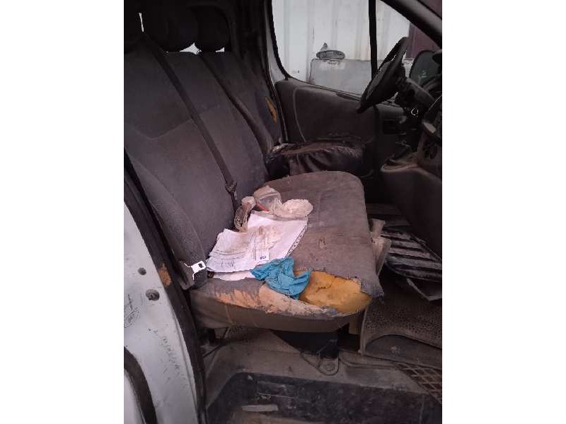 nissan primastar (x83) del año 2006