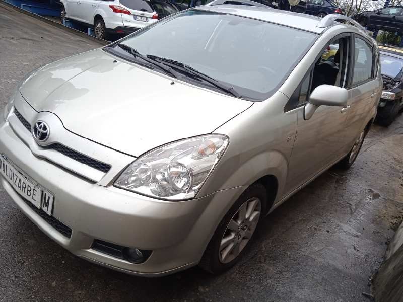 toyota corolla verso (r1) del año 2006