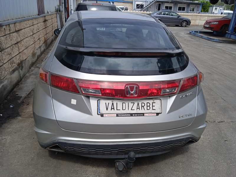 honda civic berlina 5 (fk) del año 2006