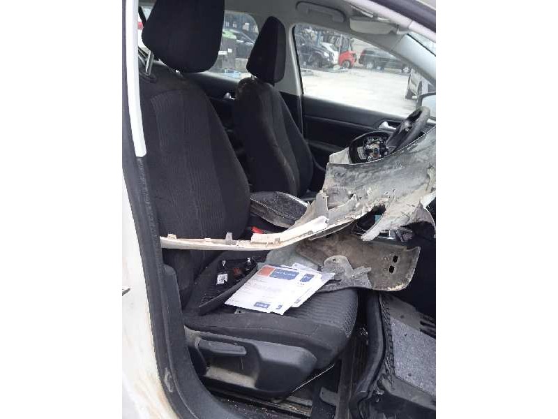 peugeot 308 del año 2016