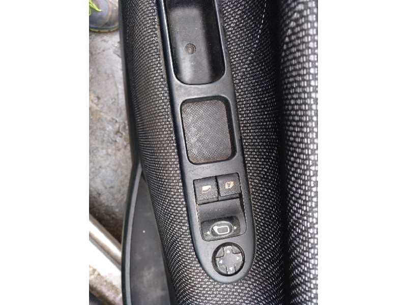 peugeot 207 del año 2007