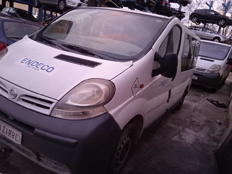nissan primastar (x83) del año 2006