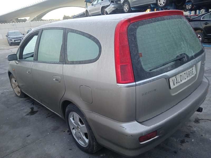 honda stream (rn1/3) del año 2002