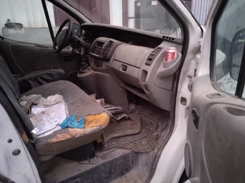 nissan primastar (x83) del año 2006