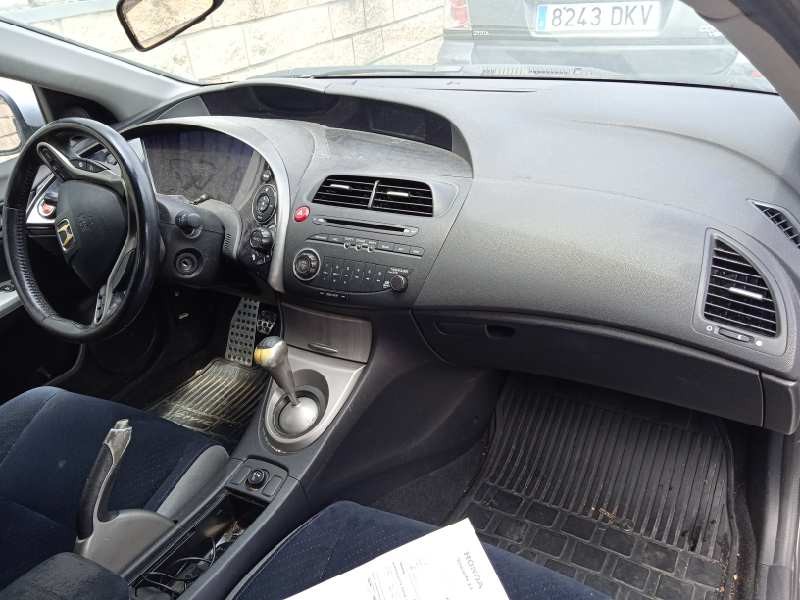 honda civic berlina 5 (fk) del año 2006