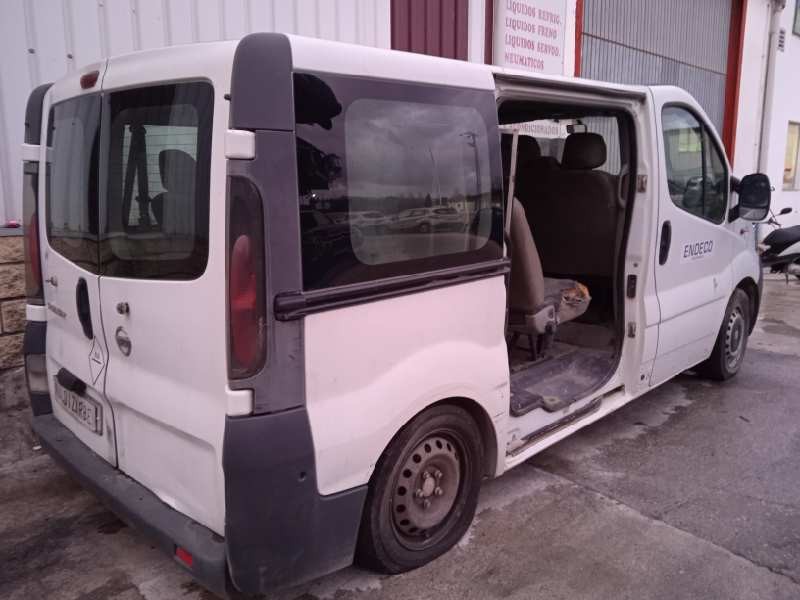 nissan primastar (x83) del año 2006