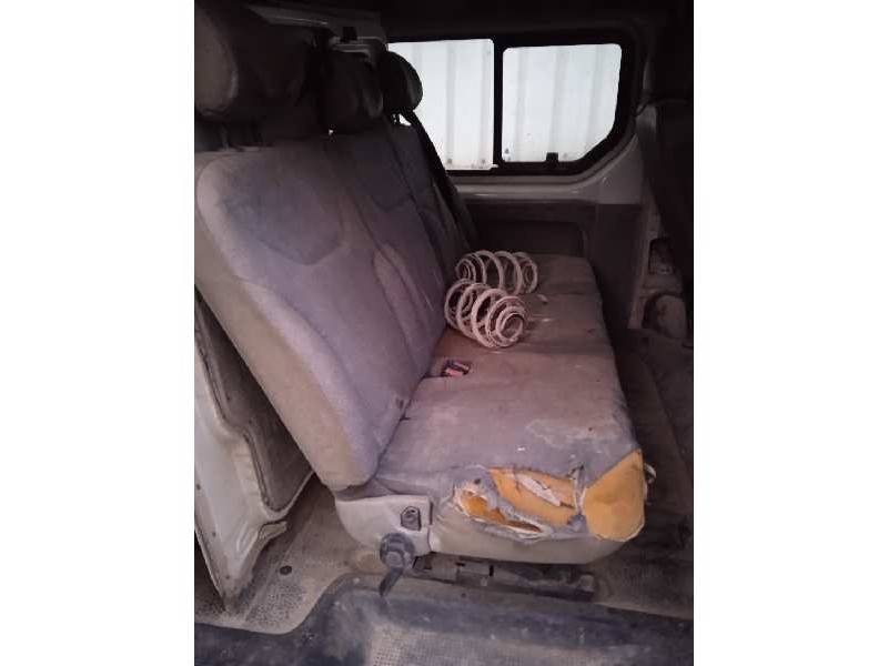 nissan primastar (x83) del año 2006