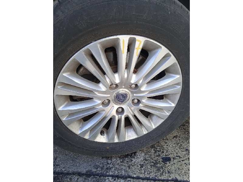 lancia voyager (404) del año 2011