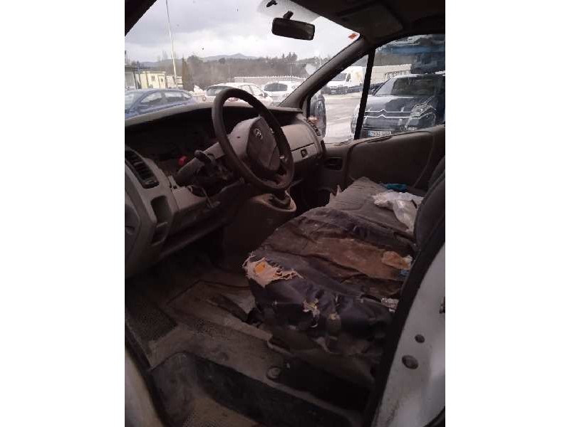 nissan primastar (x83) del año 2006